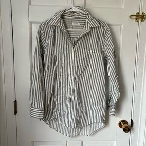 Equipment Femme Gray Navy Striped One-Pocket 100% Cotton Blouse, Size Small (S)